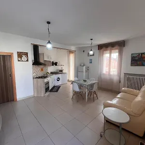 Appartamento Good's House- Ampio Vicino Al Mare
